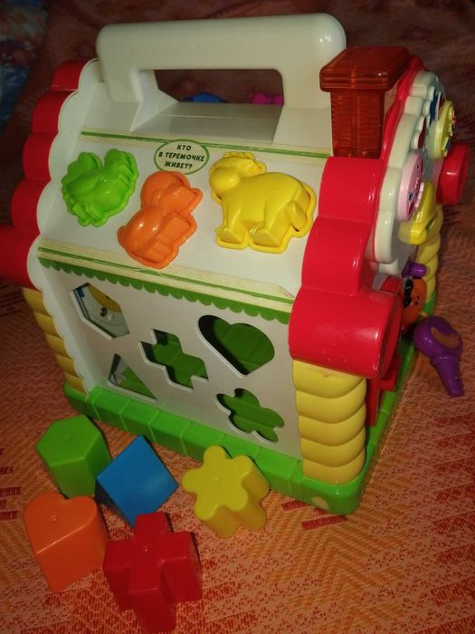 Музичний домік-сортер