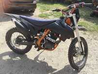 Cross terenowy ,motor