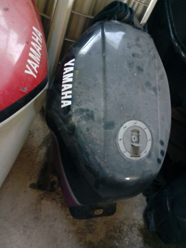 Depósito Yamaha fzr 1000 por 80€