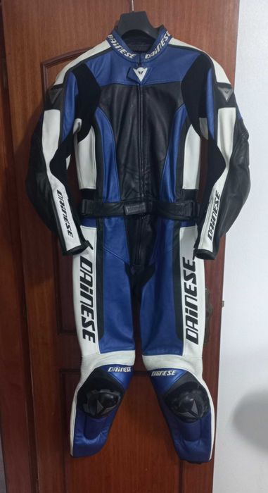 Conjunto Dainese