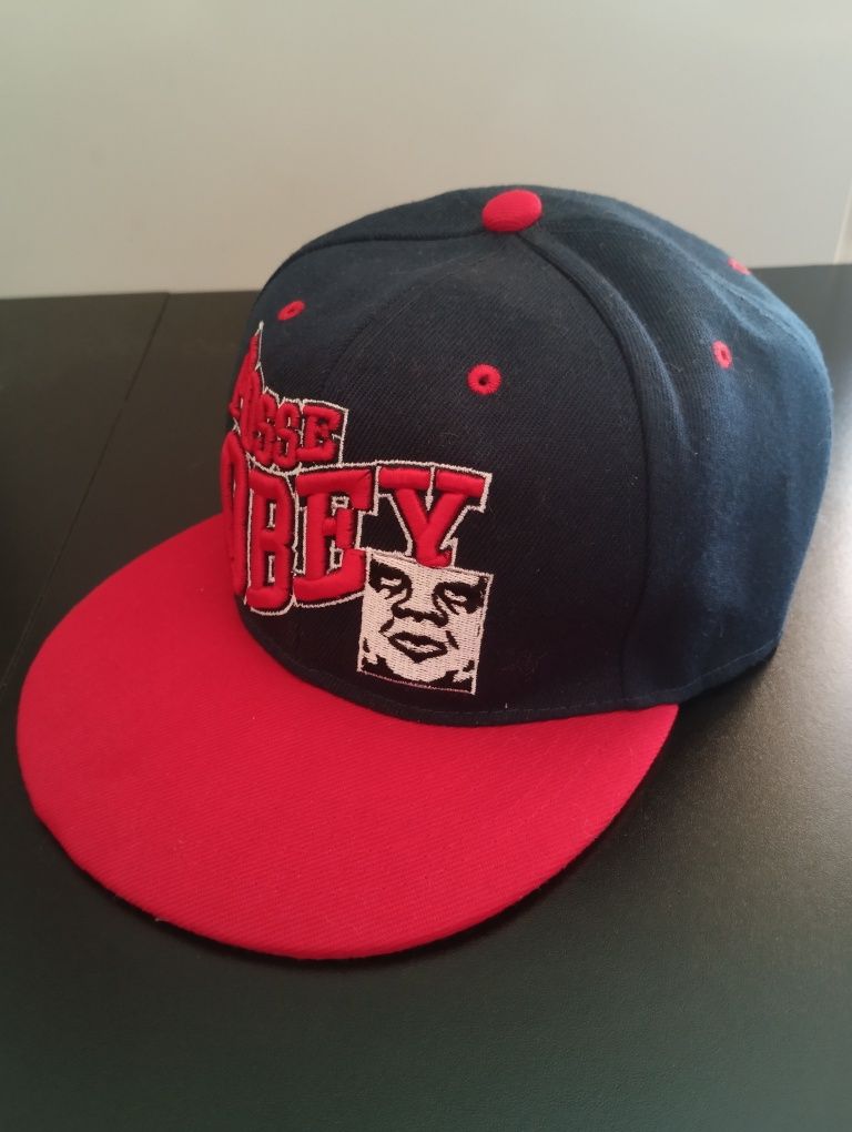 Нова реперка "Obey"