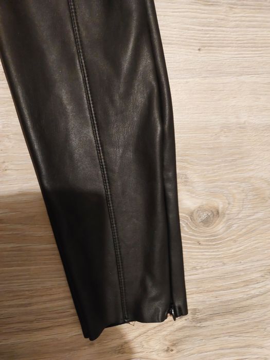 Skórzane legginsy r.34