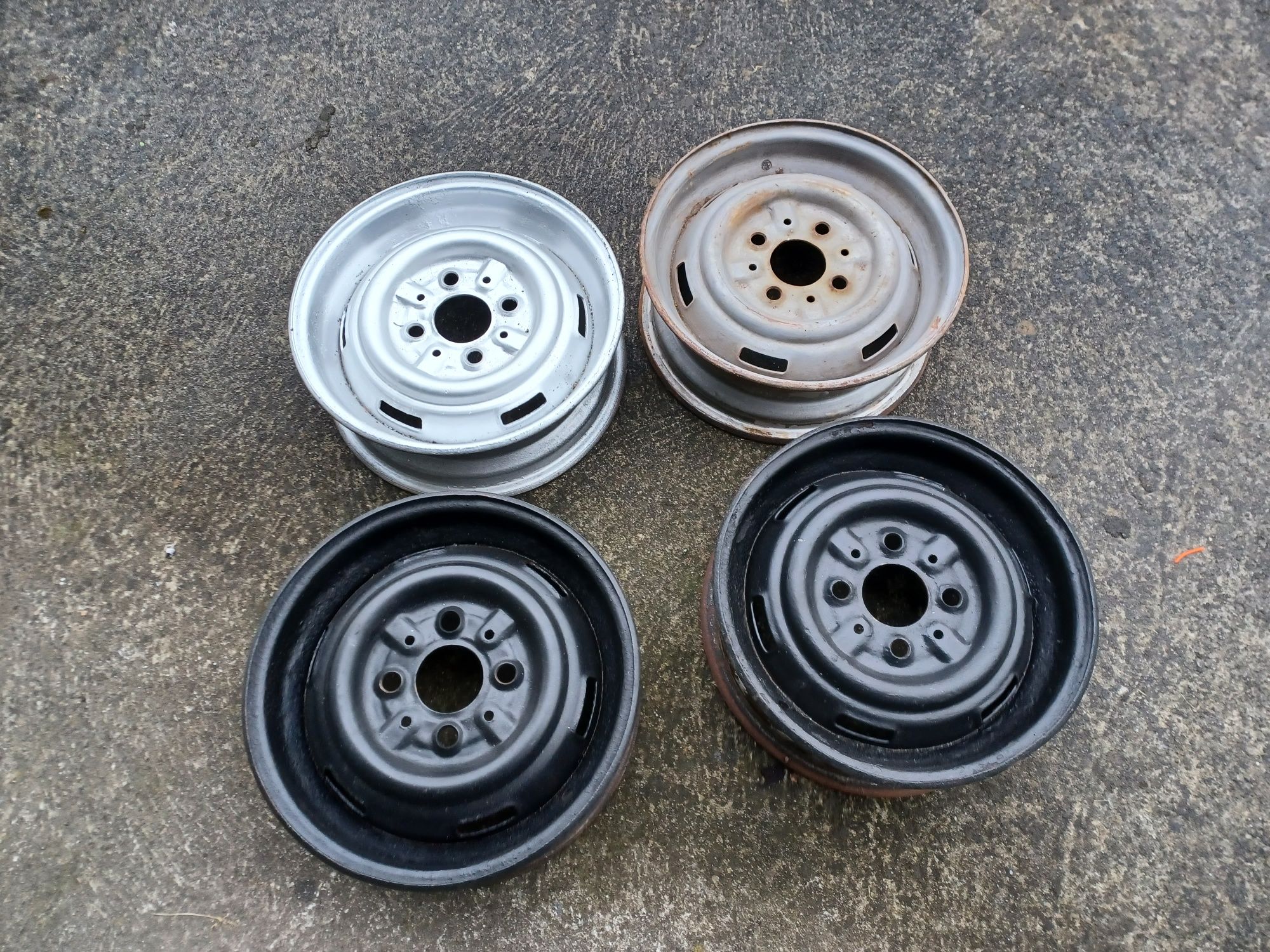 Felgi r12 4x98 fiat maluch 126p przyczepka