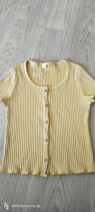 Krótka bluzeczka roz M