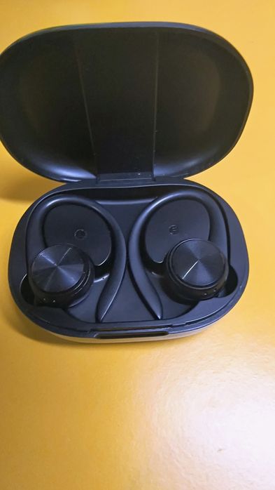 Бездротові спортивні стерео bluetooth навушники R200 Чорні