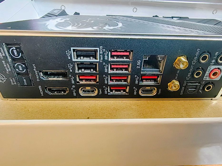 Материнська плата MSI X670E Carbon Wi-Fi  sAM5, AMD X670, 3хPCI-E 4хM2