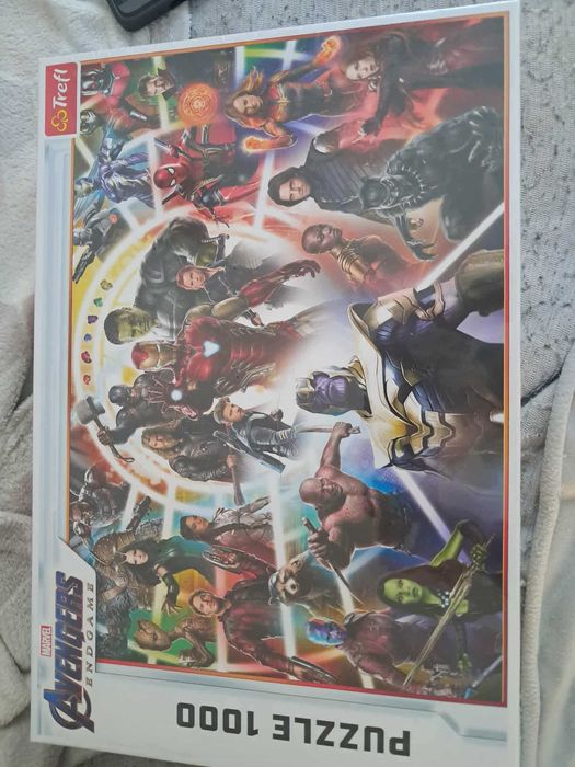 Puzzle zafoliowane Avengers
