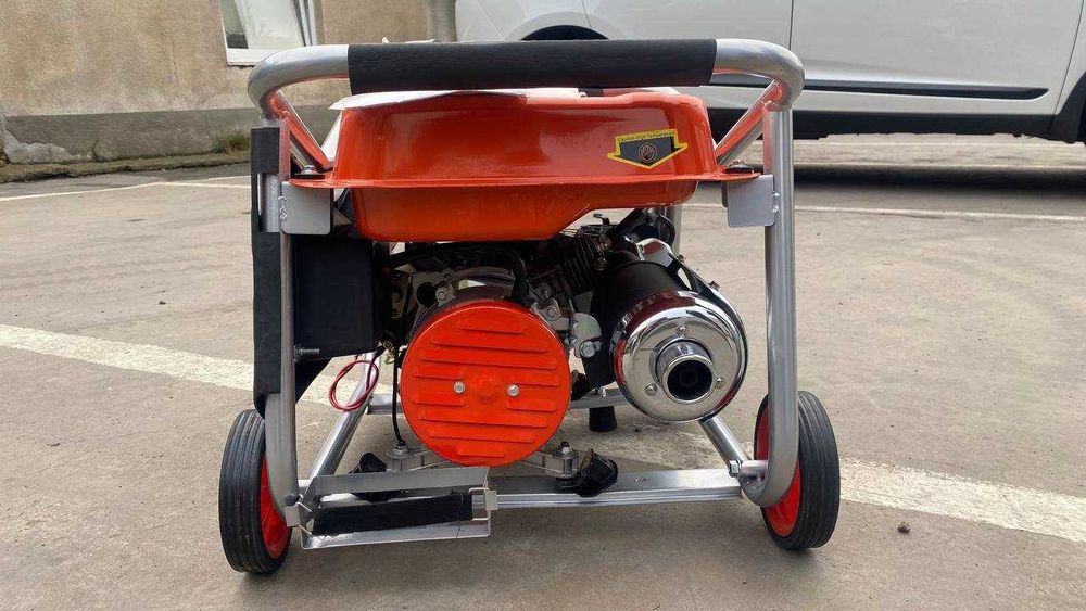 Генератор бензиновый OSCAR 2.5кВт