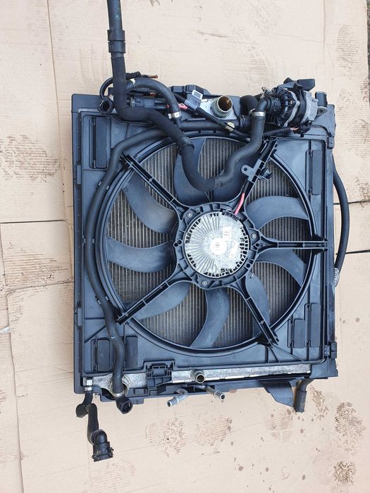 Chłodnice Wentylator bmw x6m e71 x5m e70 v8 4.4 555km