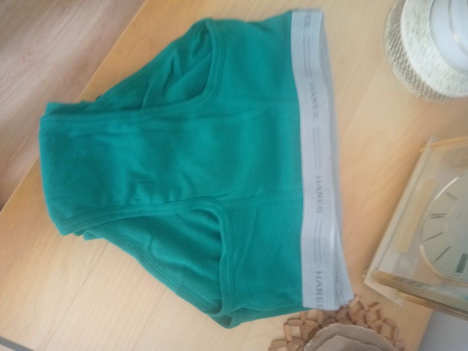 Nowe slipy firmy Hanes XL 4  szt