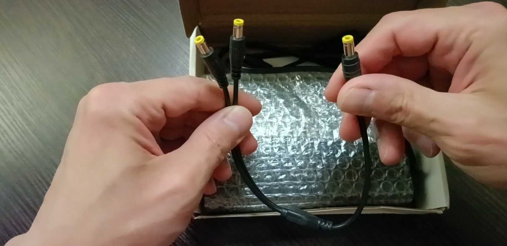 Питание для роутера и терминала GPON.