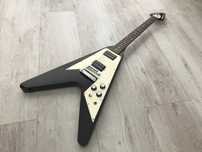 Gibson Flying V '67 Reissue Ebony Black 2010 - gitara elektryczna
