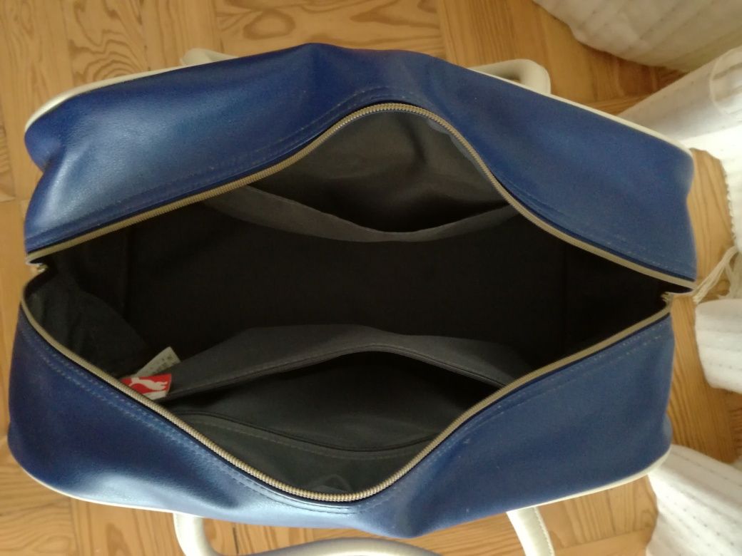 Mala desportiva puma