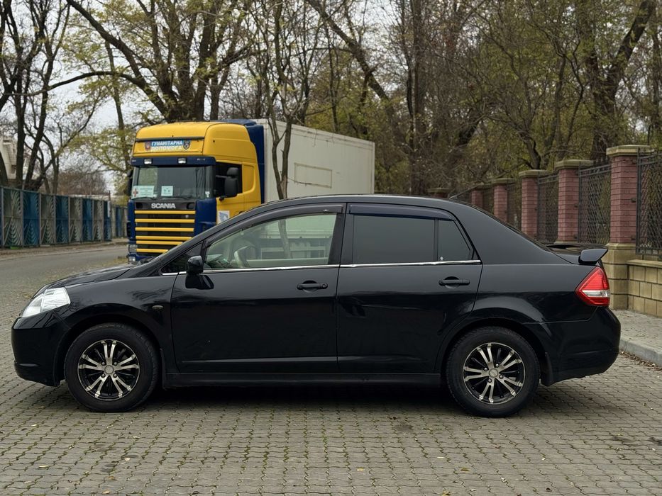 Nissan Tiida автомат  лучшая цена