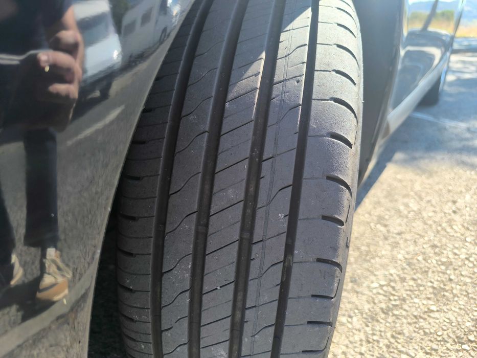 Citroën C4 1.6 HDi110cv  Ano 2005  poucos km reais  Revisões na marca
