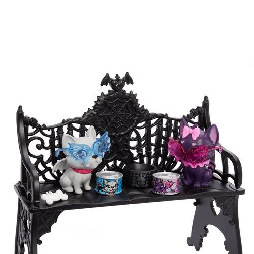 Mattel Monster High Draculaura Bite in The Park Doll and Playset