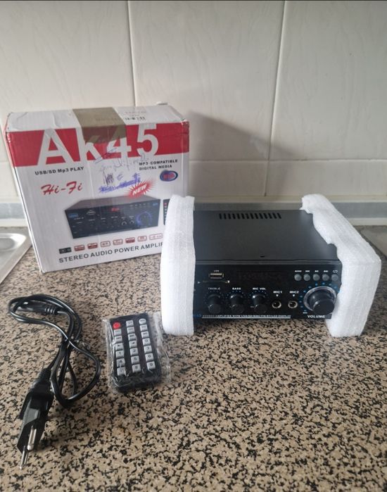 Amplificador AK45