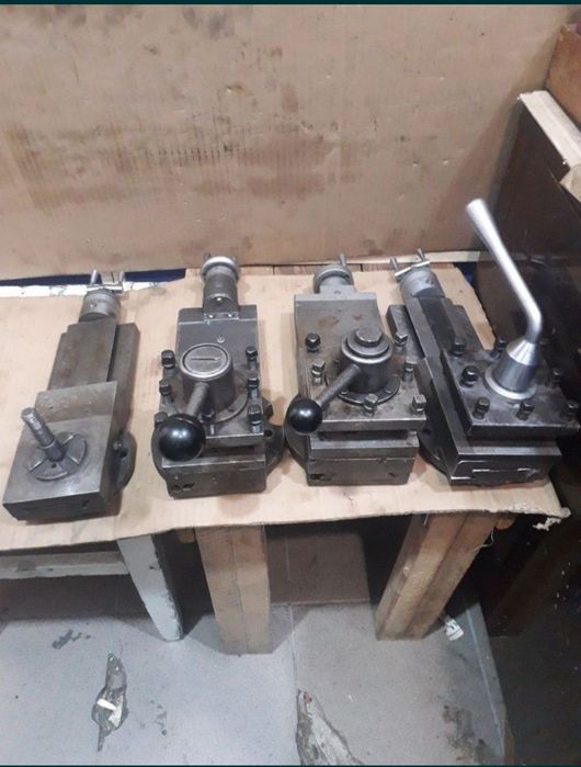 Суппорт, каретка, малая продольная  подача токарного станка