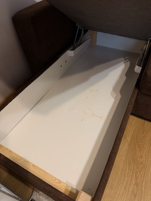 Sofa narożna z funkcją spania i pojemnikiem 160х200