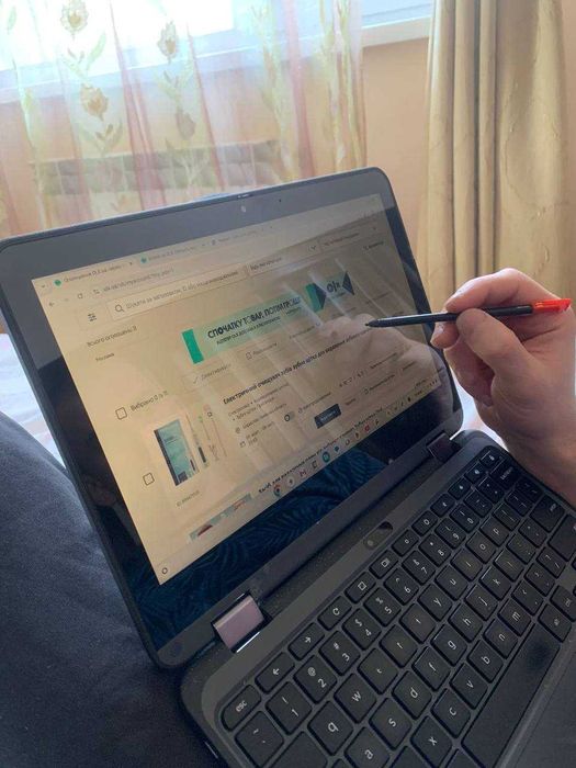 Lenovo 500e сенсорний