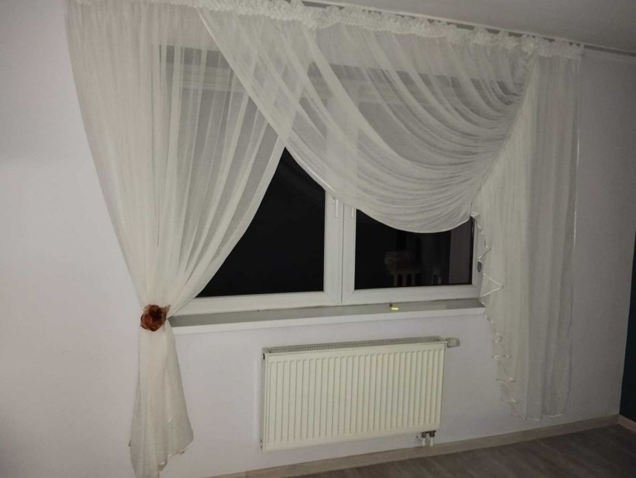 Firana Szerokość firany 3 m, wysokość firany 2,15 m cena 70 zł.