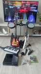 Rock Band 3 perkusja, gitary, klawisze, mikrofony oraz Xbox 360 RGH
