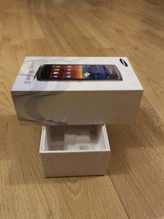 Oryginalne pudełko do telefonu Samsung Wave 3 + słuchawki