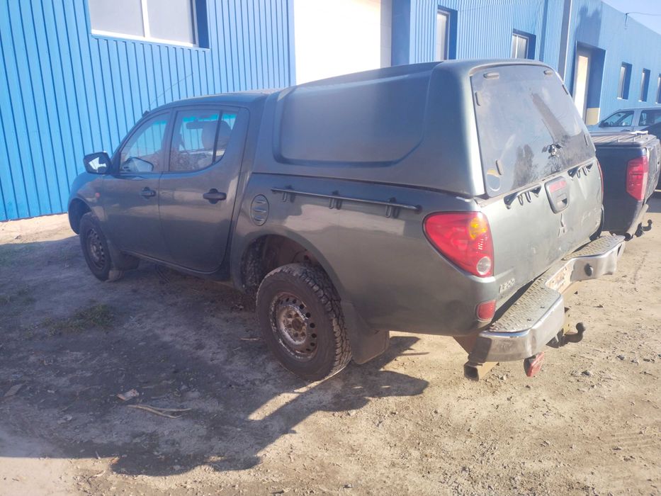 Mitsubishi l 200 4*4