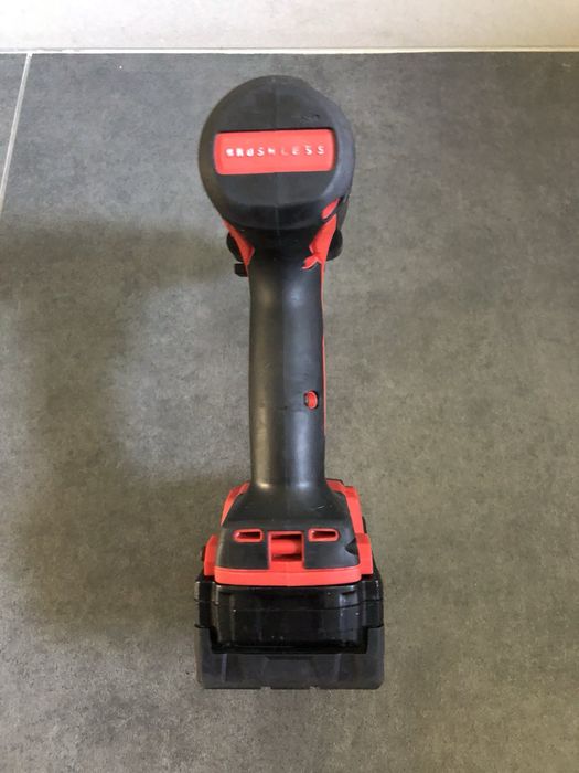 Безщітковий Акум.шуруповерт Milwaukee M18 BLDD 2