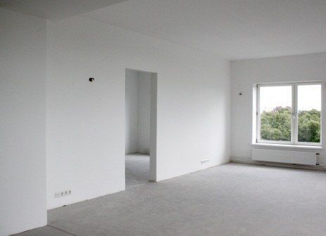 Гіпсова та вапняно цементна штукатурка стін