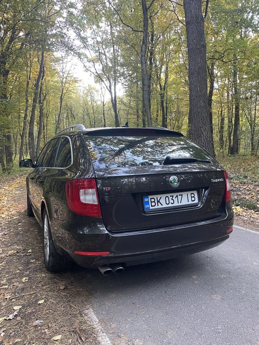 Skoda Superb продам власний автомобіль