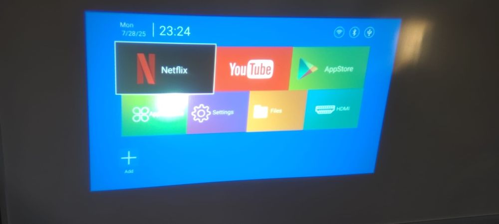 Projektor multimedialny Android, Wi-Fi, bluetooth.Nowy