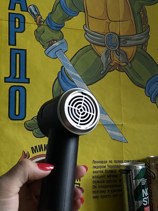 Портативний міні пилосос