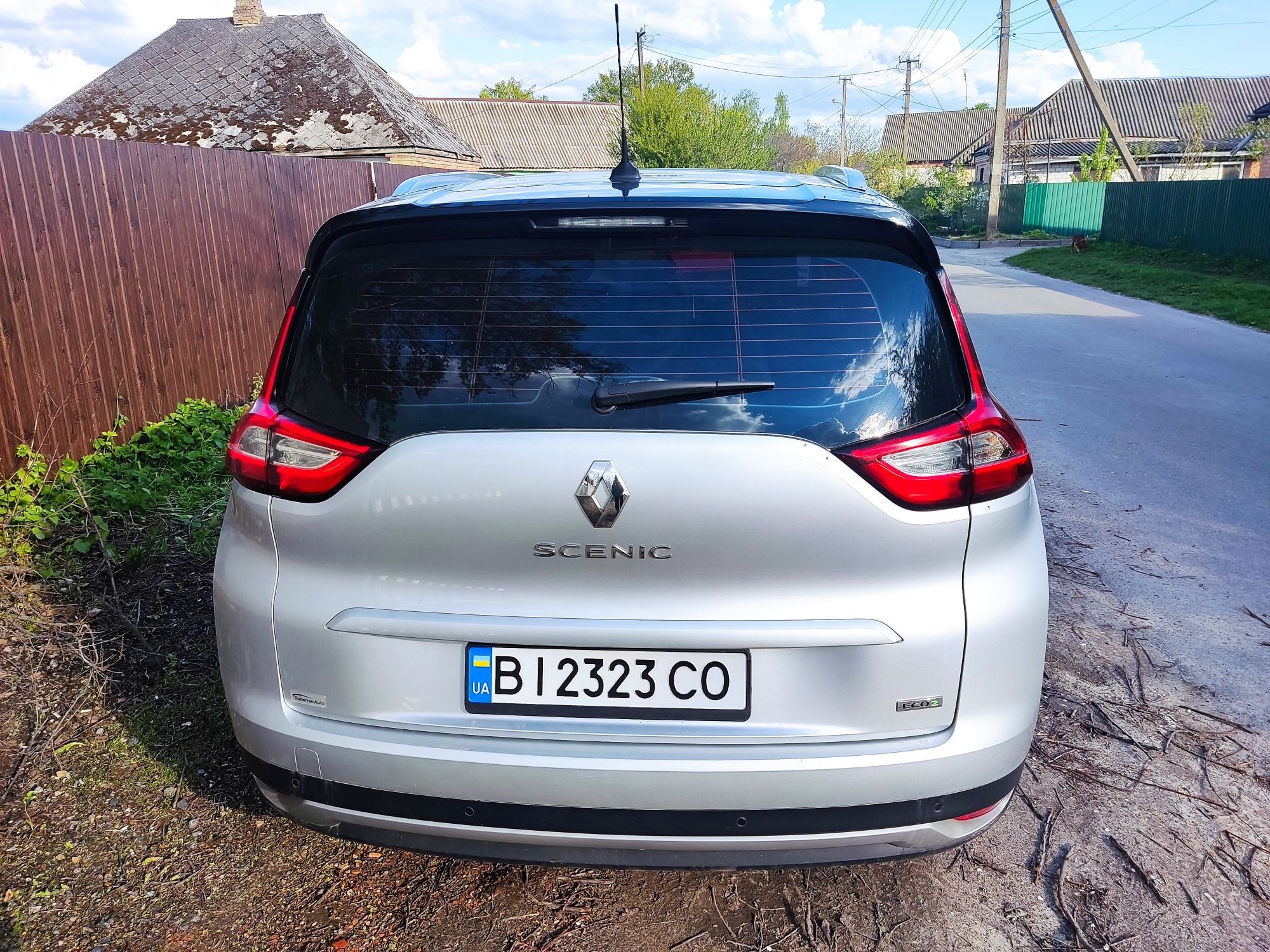 Продам Renault Grand Scenic 4 (2017 р.в.), 7-ми місний. 

Авто з Франц