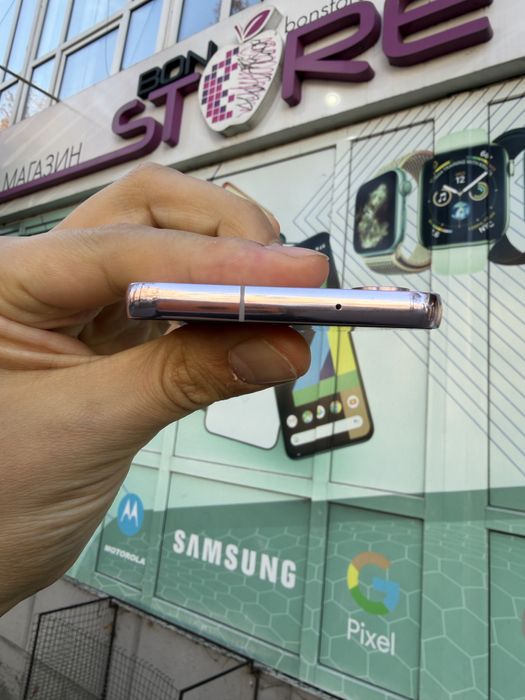 Samsung s23 256gb. Гарний стан