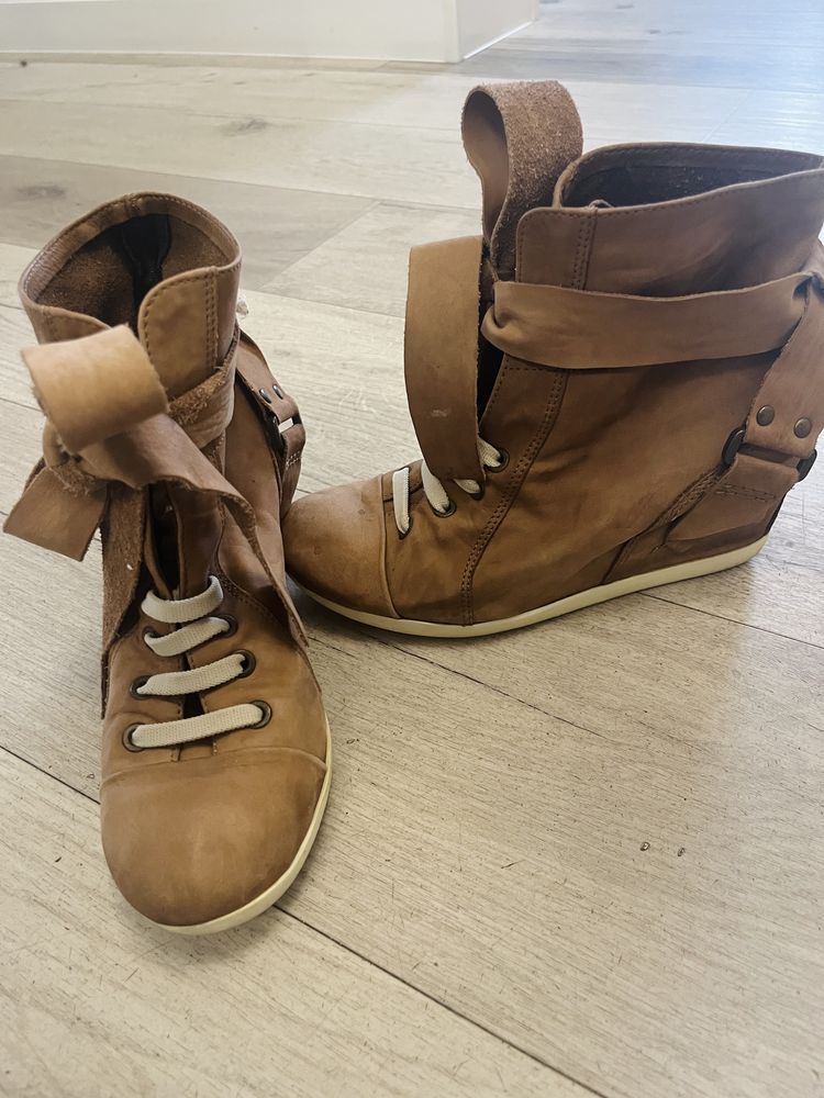 Buty botki jesienne wiosenne skórzane 37
