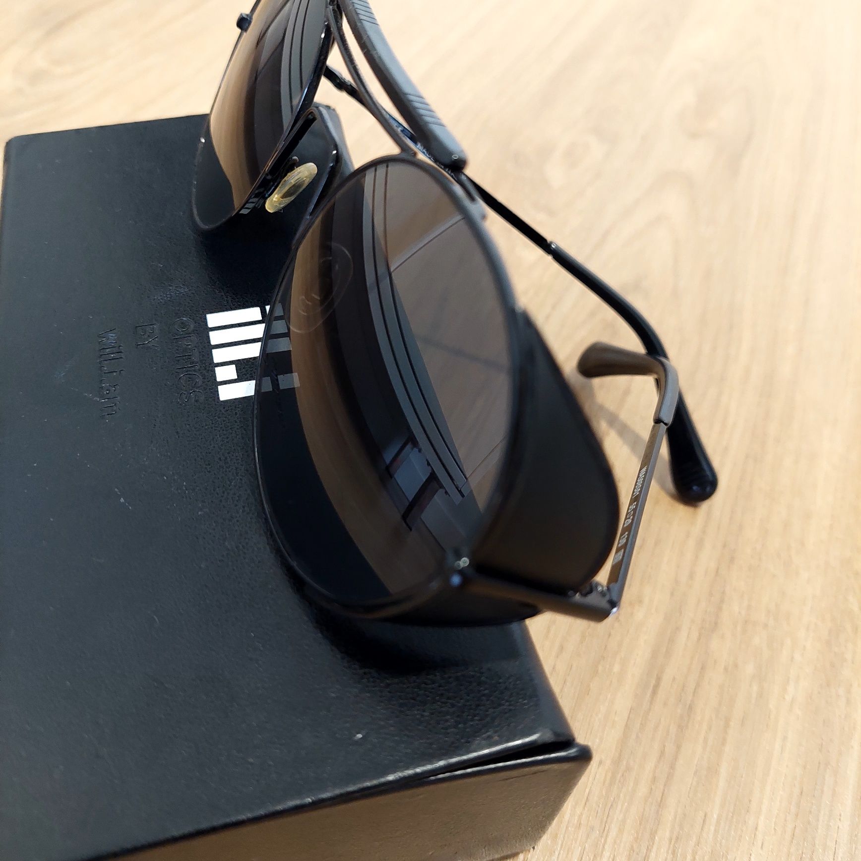 Óculos de sol ill.i optics by WILL.i.am