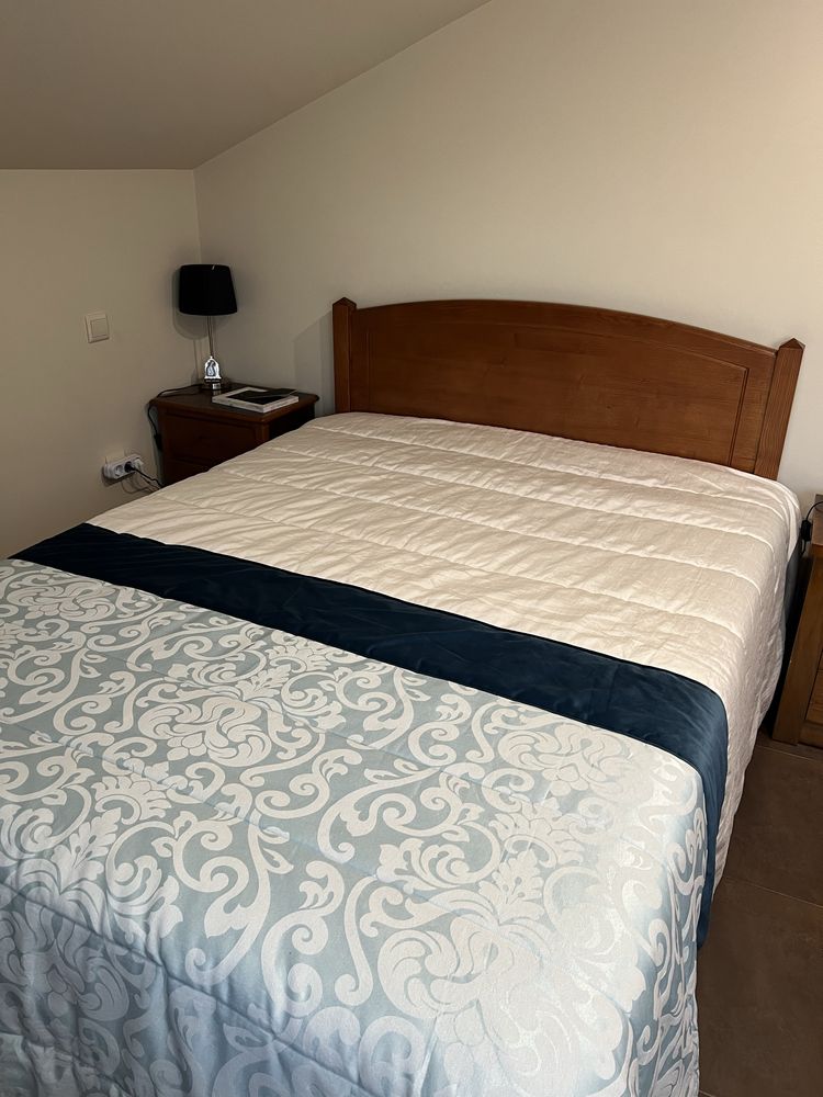 Cama de casal 140x200