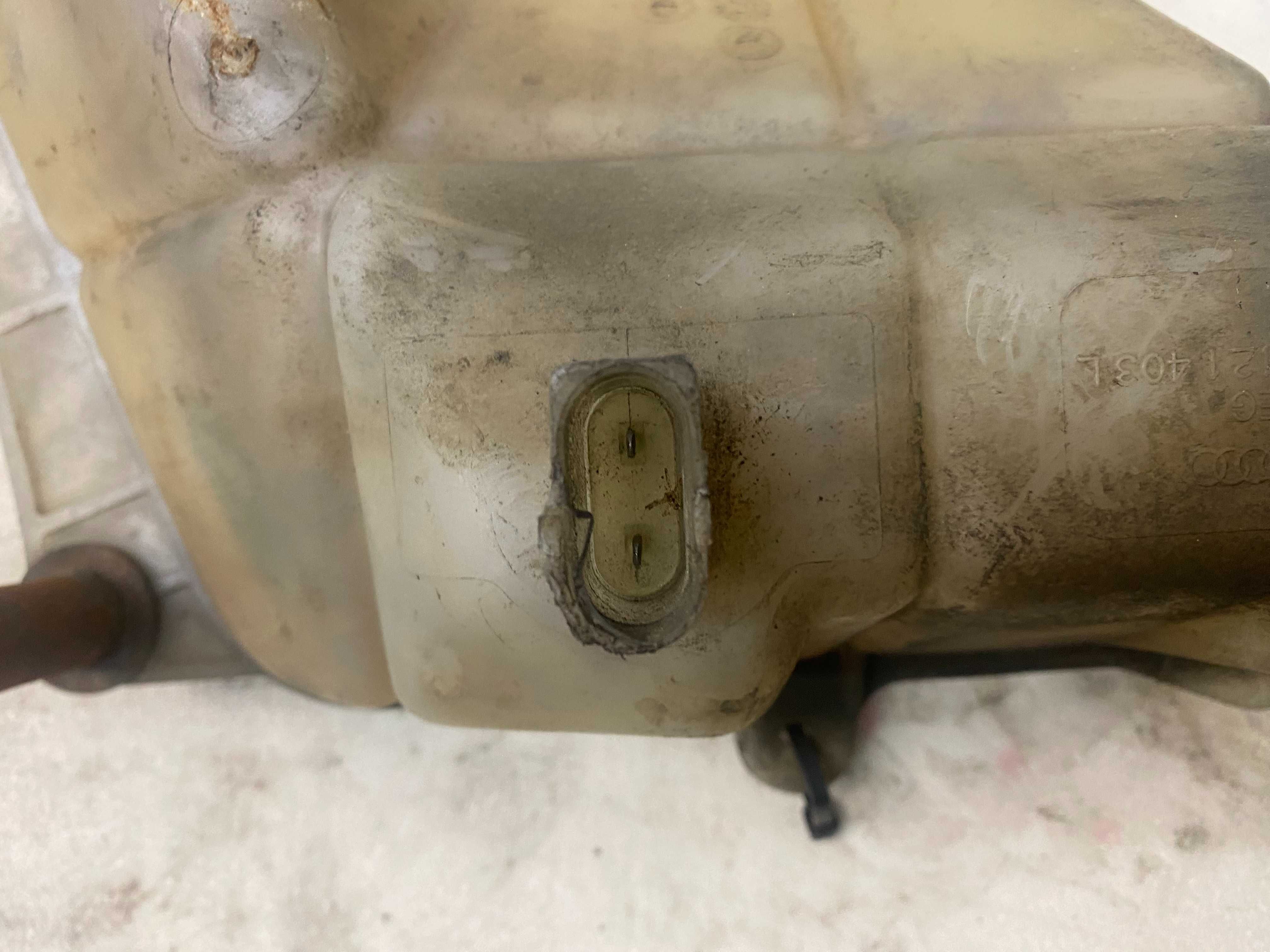 VW Passat B5 1.9 TDI Zbiorniczek Wyrównawczy
