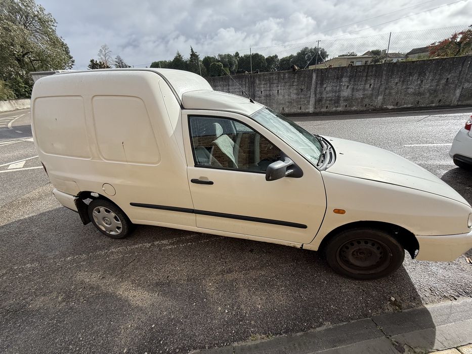 volkswagen caddy 2002