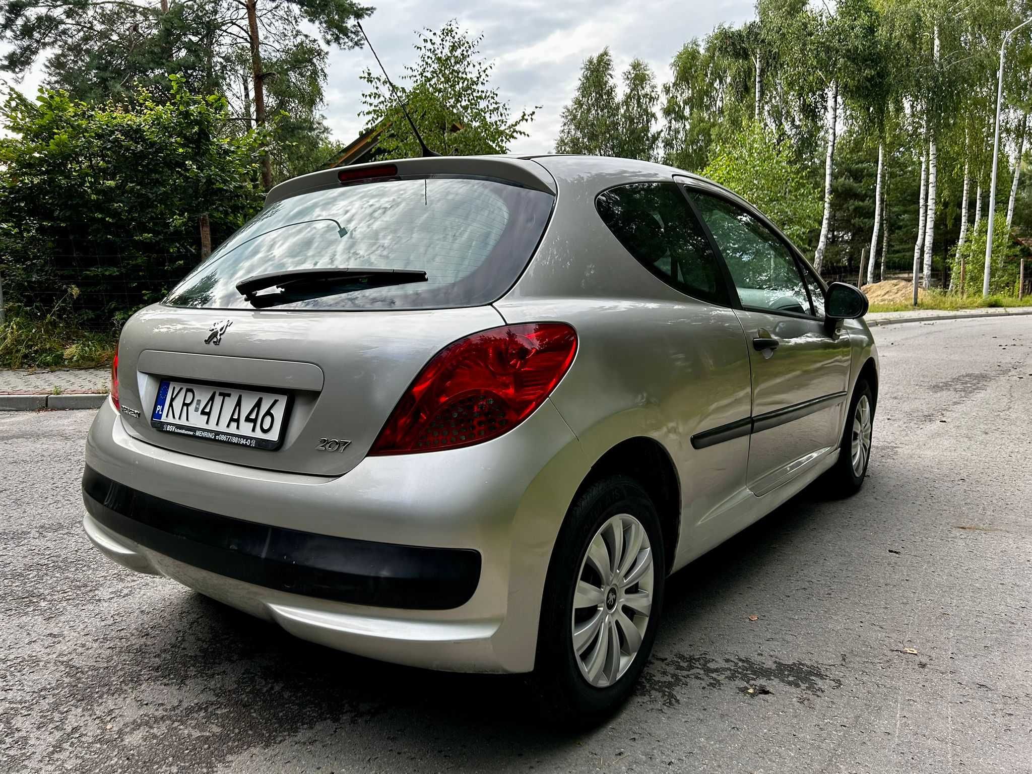 Peugeout 207 1.4 benzyna 2006
