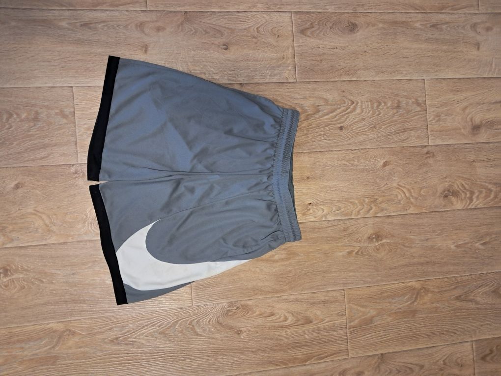 Чоловічі шорти Nike big swoosh