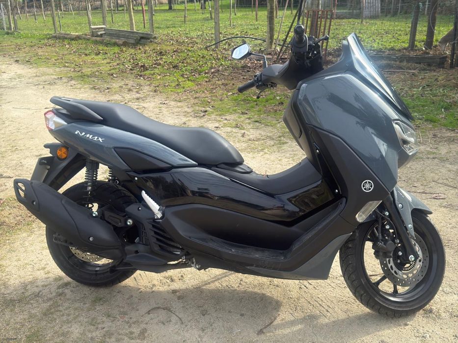 Nmax 125 / 2024 como nova !