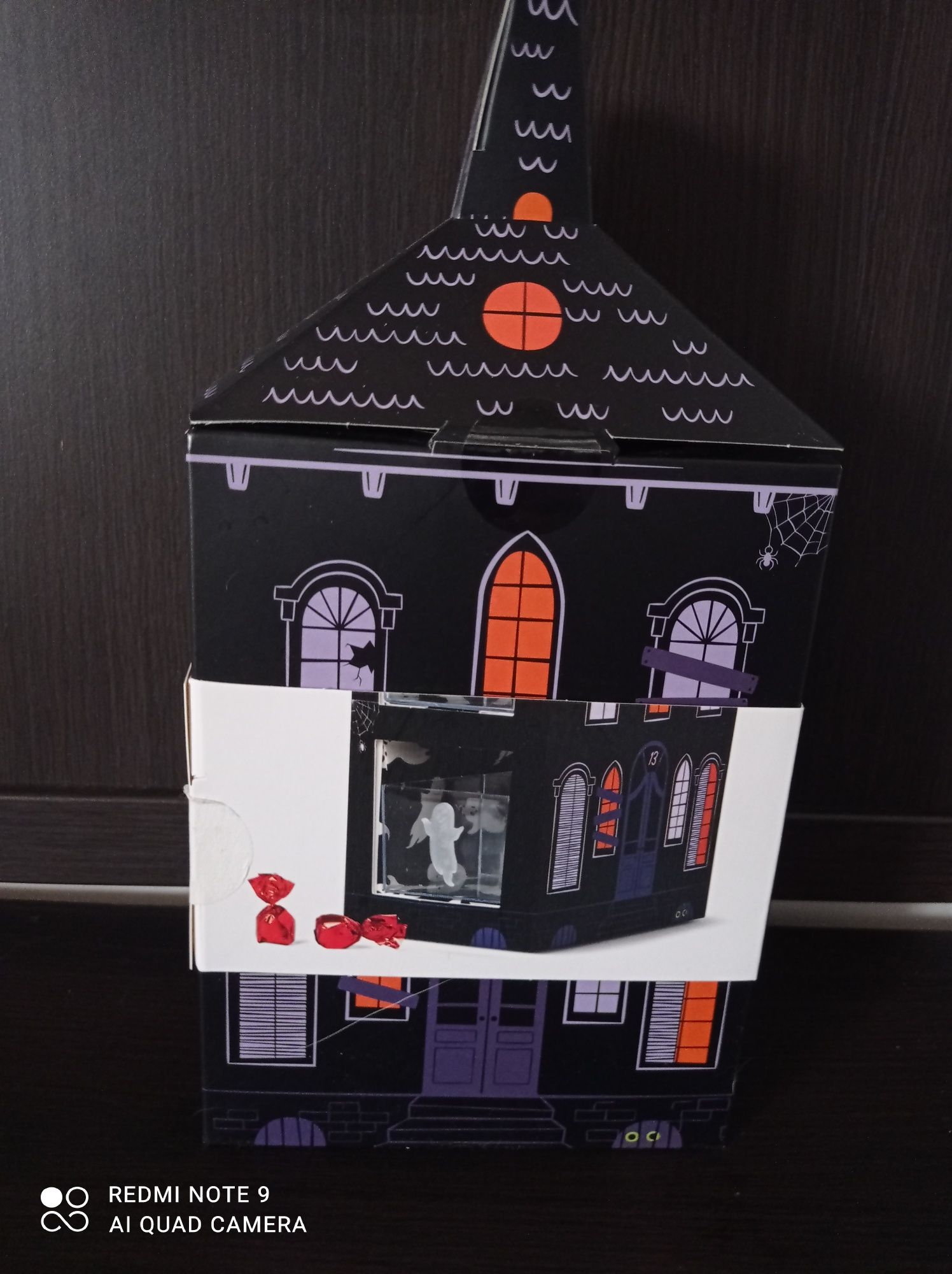Halloween pojemnik na słodycze świecący w ciemności NOWY