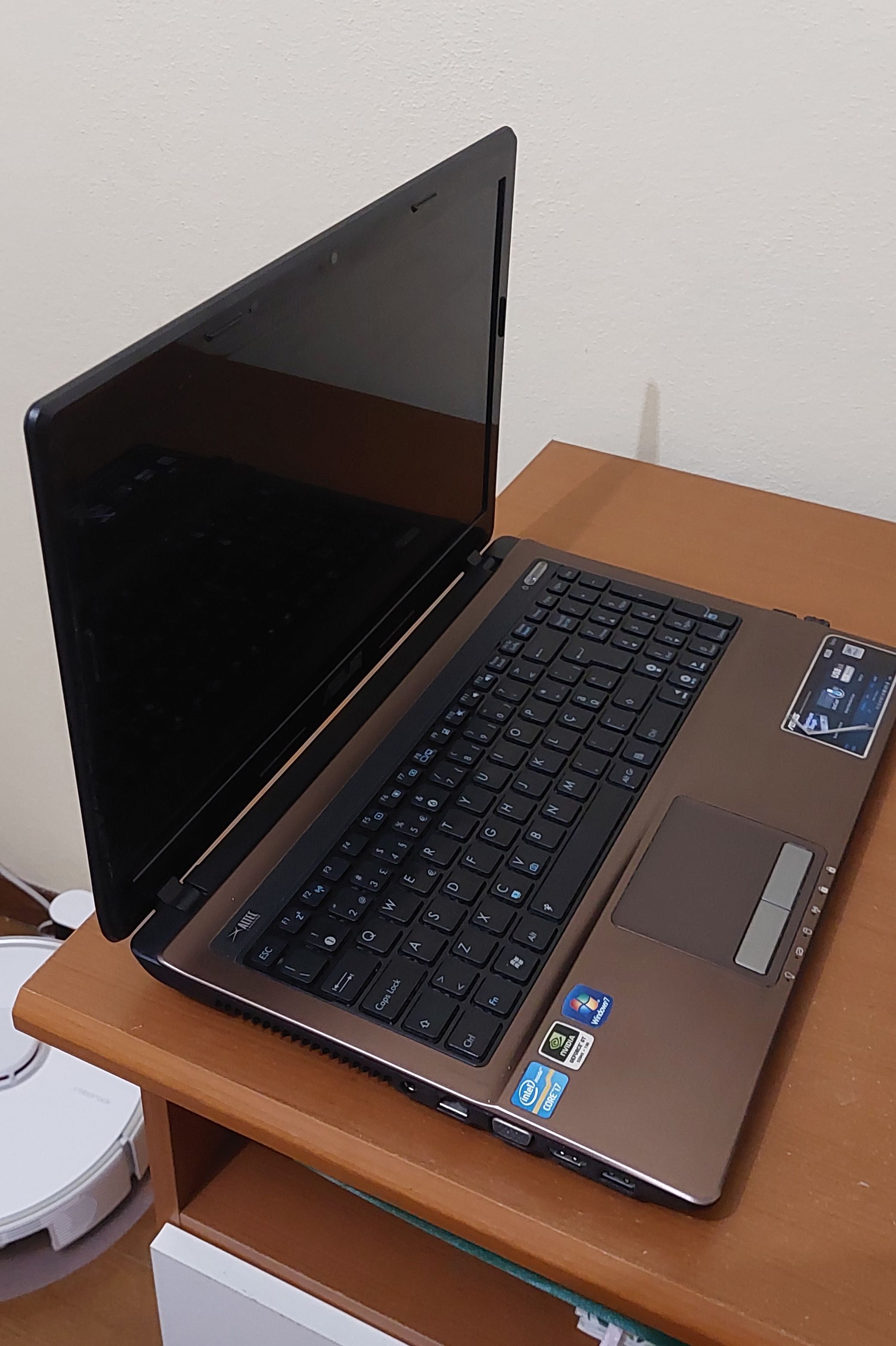 Portátil Asus K53 i7