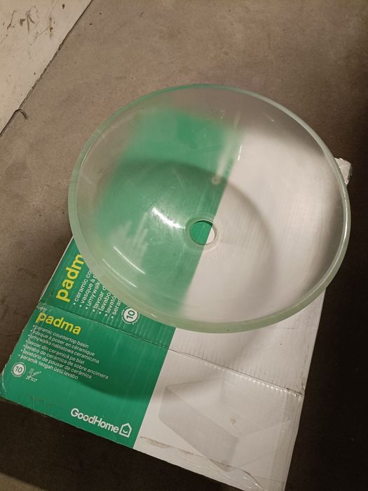 Umywalka nablatowa,stan bardzo dobry