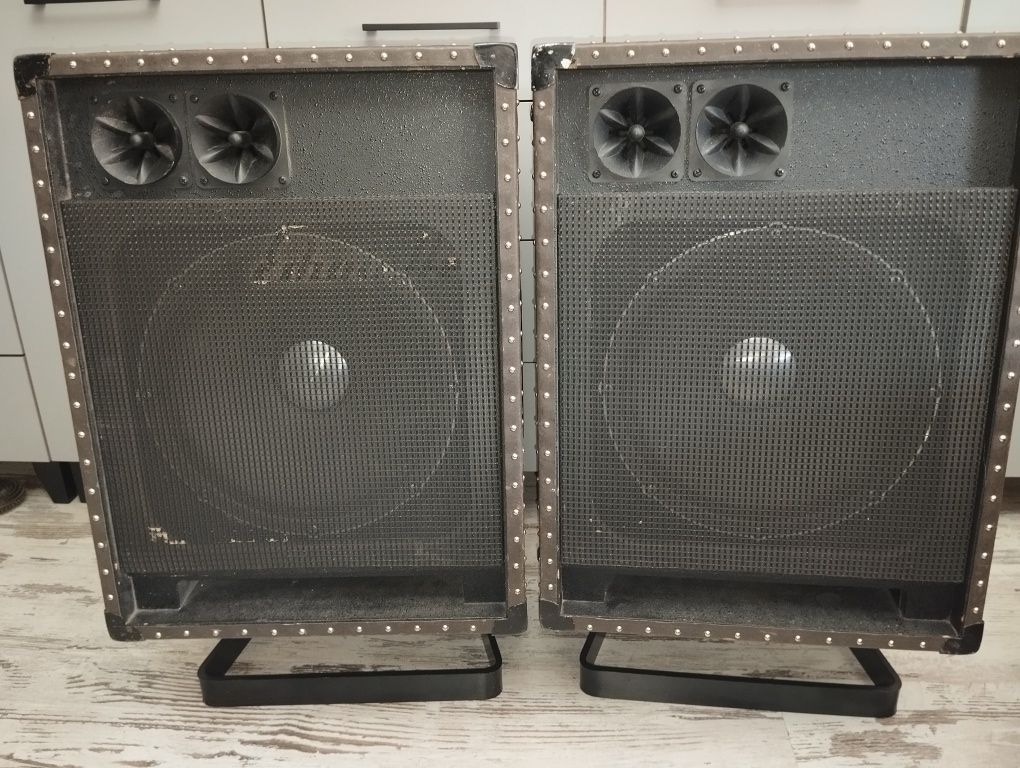 Kolumny  monitory studyjne Echolette EB 100