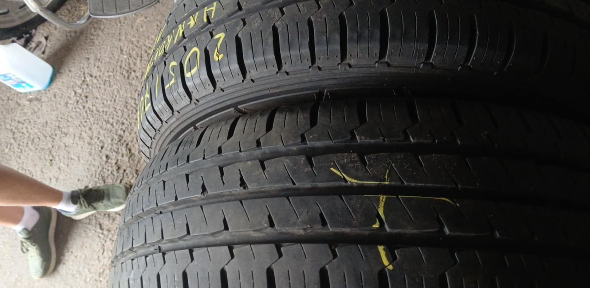 Opony 205/70/R15C