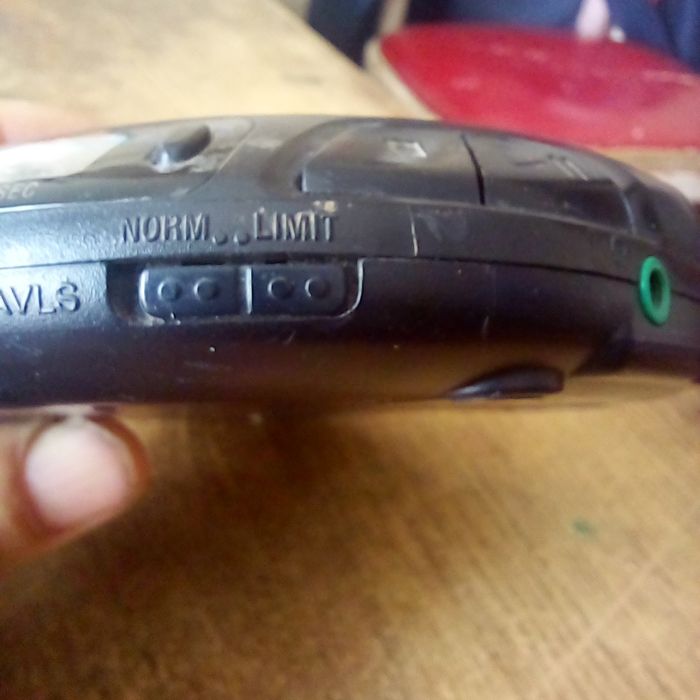 Раритетный аудиоплеер Sony Discman D 151 под ремонт