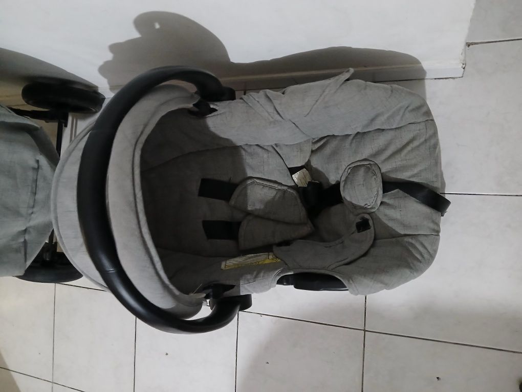 Carrinho de bebé 3 em 1